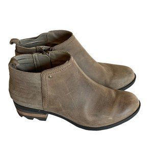 Sorel Lolla Bootie Womens Sz 7 Side Zip Ankle Boots Leather Distressed Low Rise